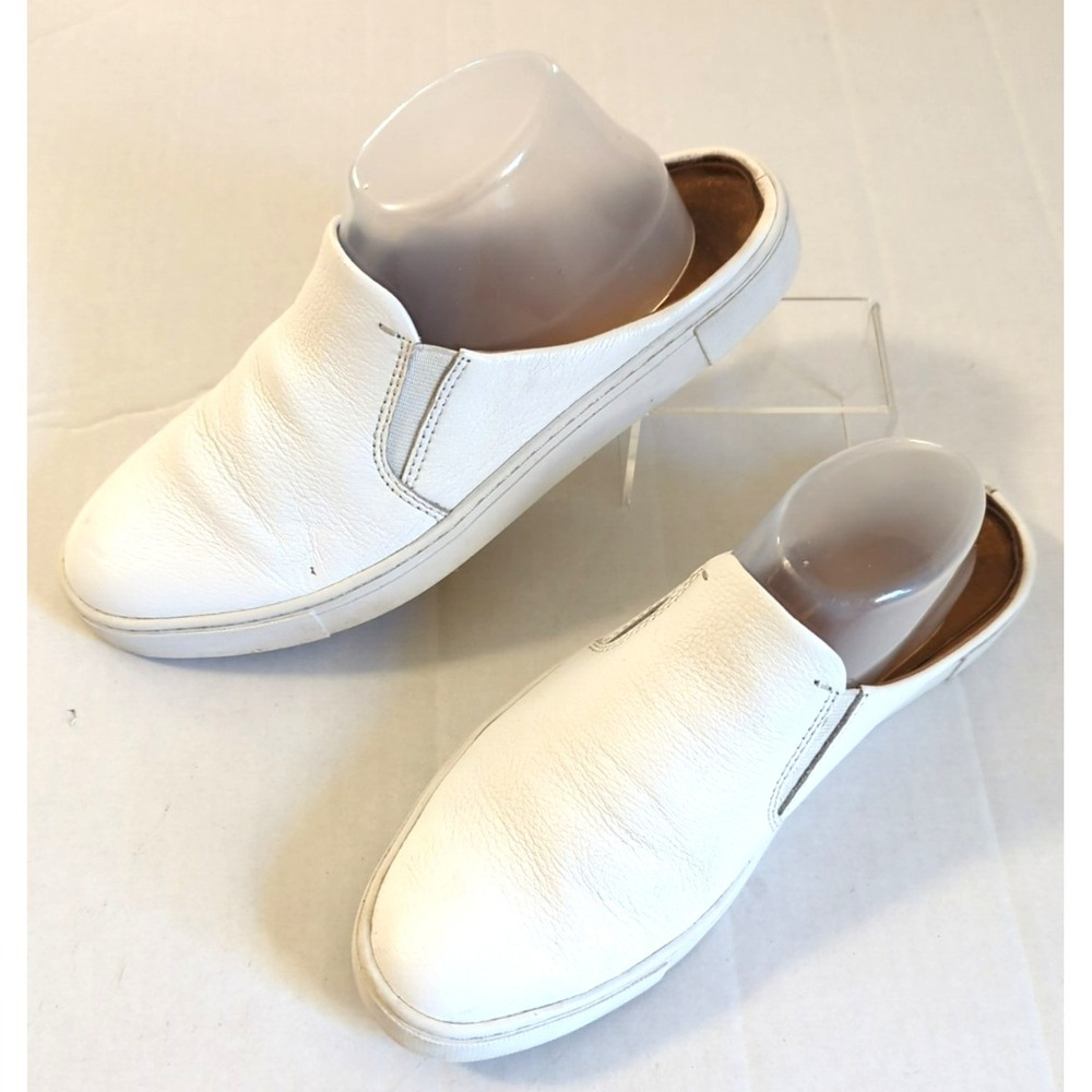 Frye White IVY Sneaker 10M Slip On Elastic Side Goring Minimalist Casual Comfy